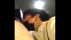 女博主引导网友翻围栏闯军事重地,被质疑目的不单纯